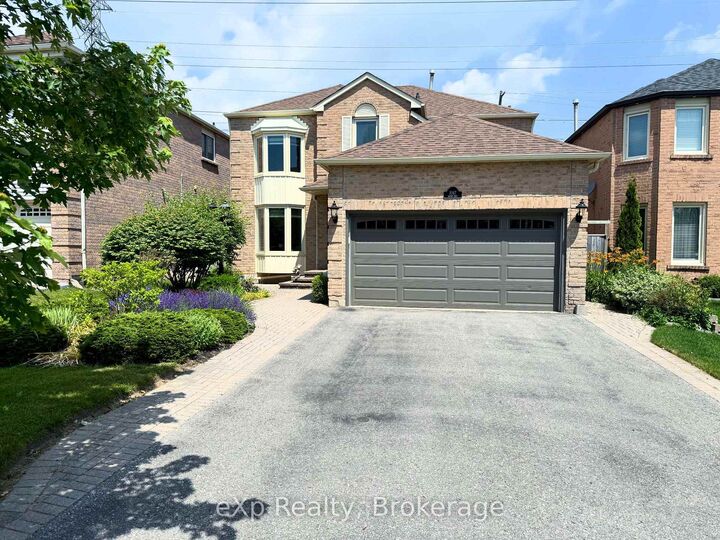 1067 Maury Crescent — photo 1