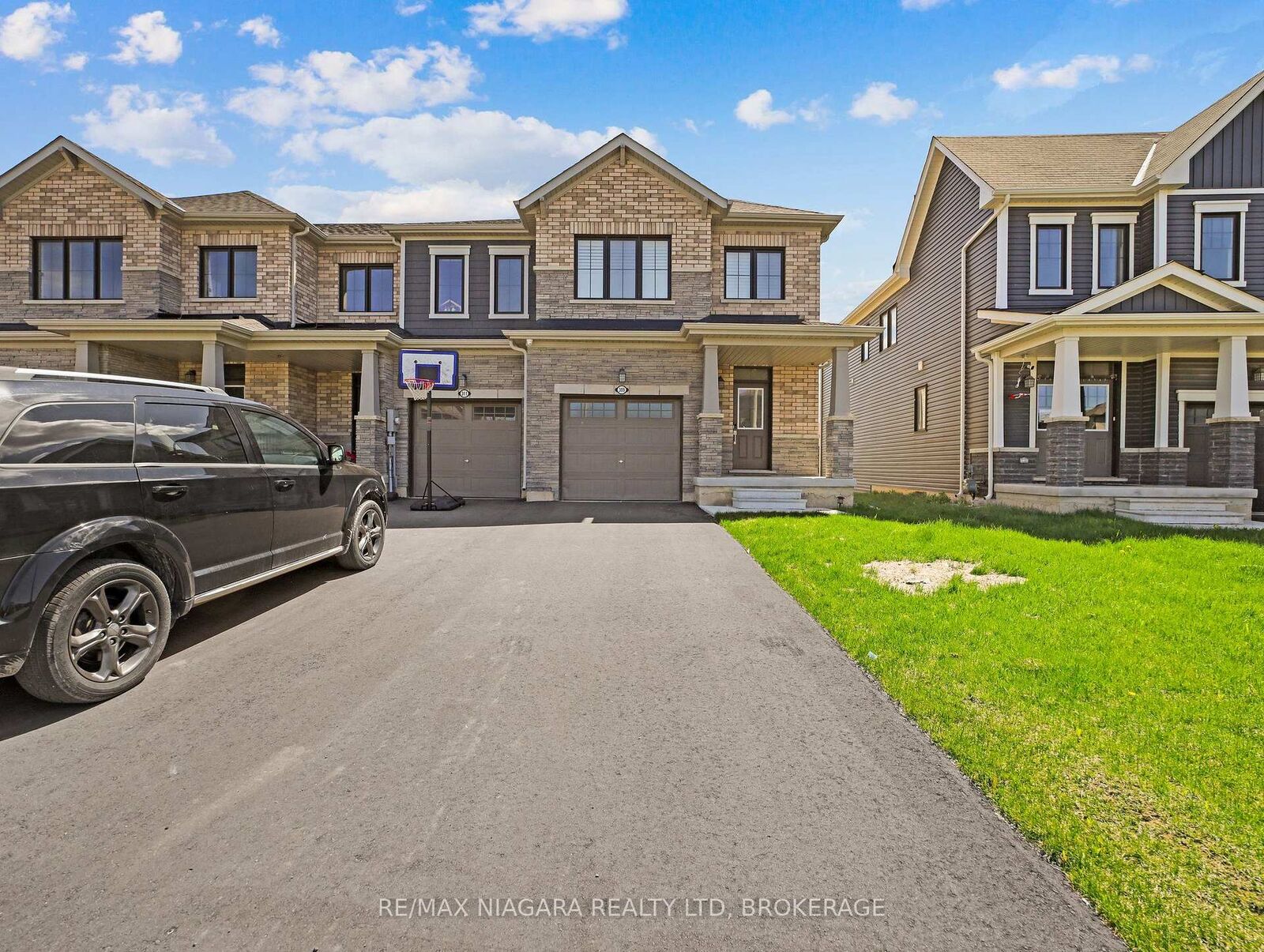 Property Photo:  309 Vanilla Trail  ON L2E 6S4 