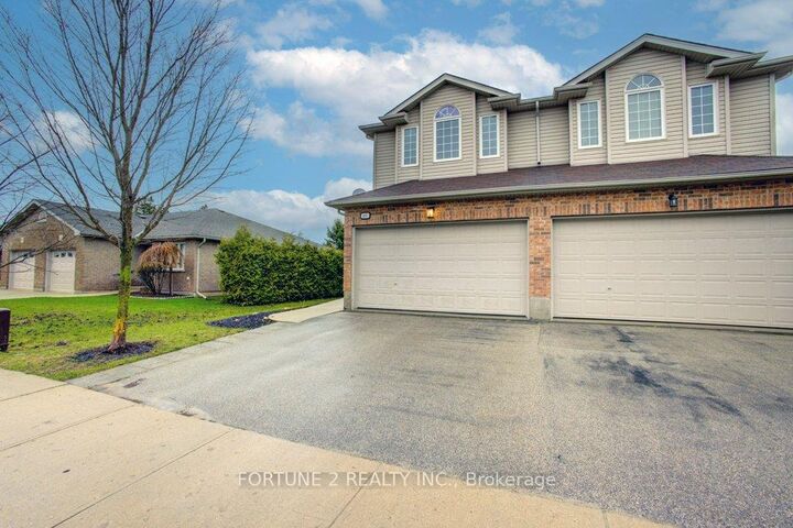 Property Photo: 455 Danby Street E ON N4W 0A5