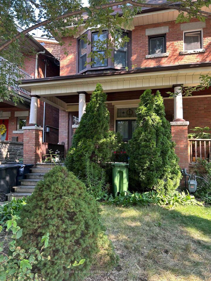 Property Photo:  26 Indian Trail Lower  ON M6R 1Z7 