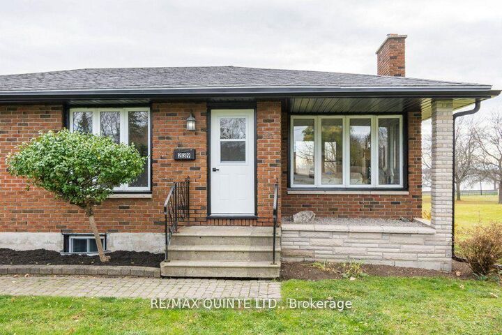 Property Photo: 239 Dundas Street W Upper ON K8P 1A9