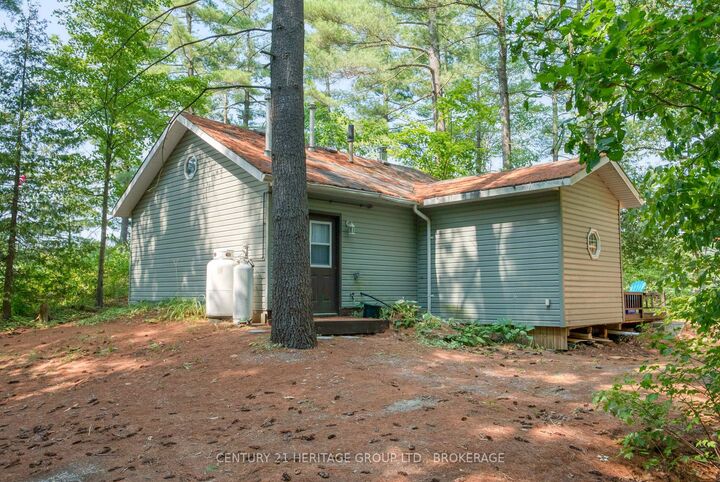Property Photo:  1036A Twin Lake Lane  ON K0H 2P0 