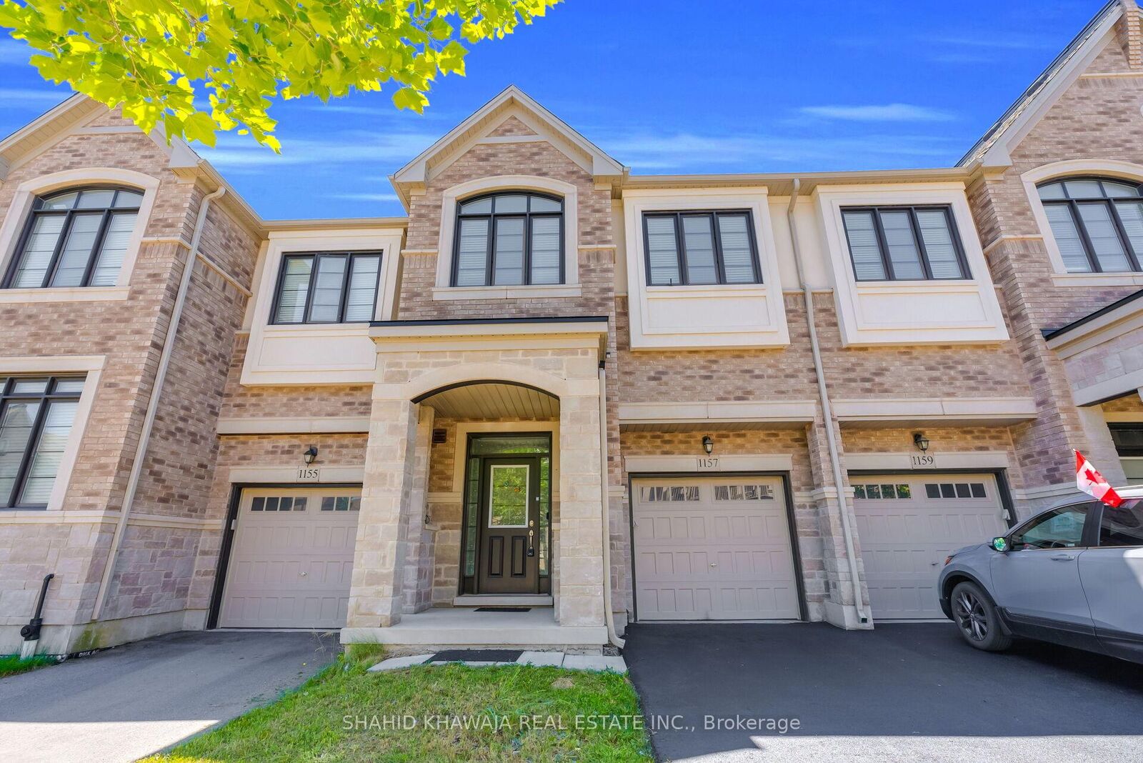 Property Photo: 1157 Restivo Lane ON L9T 2X5