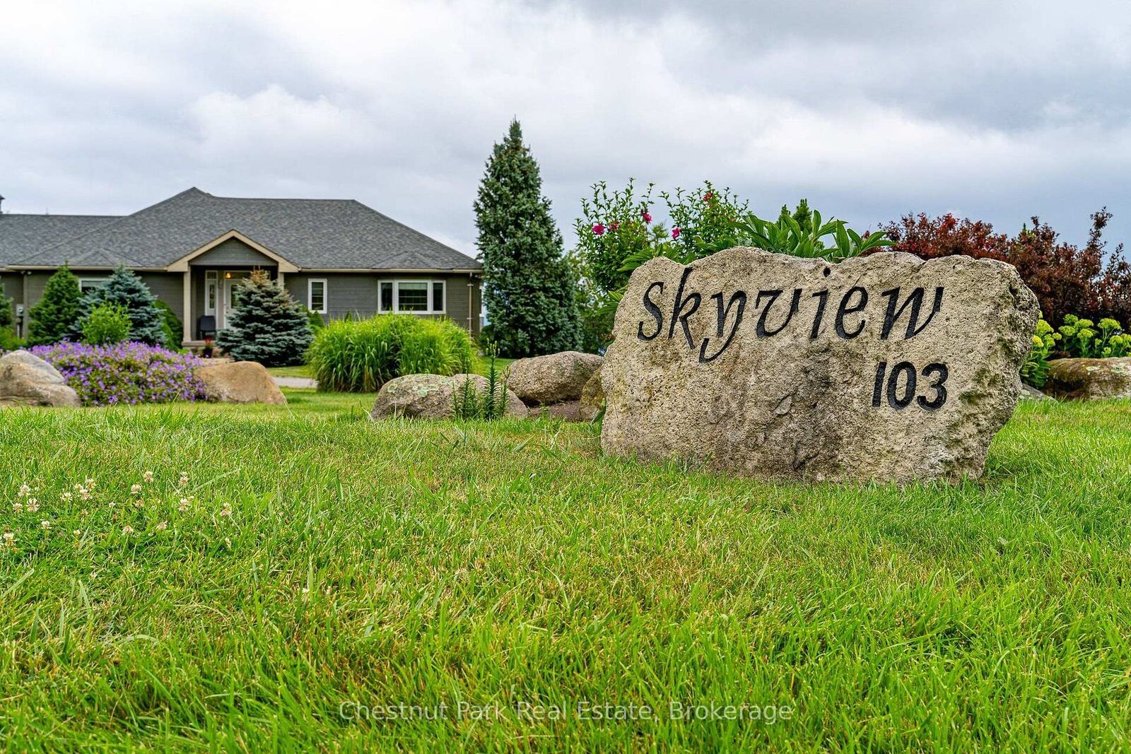 Property Photo: 103 Ridgecrest Lane ON N0H 2P0