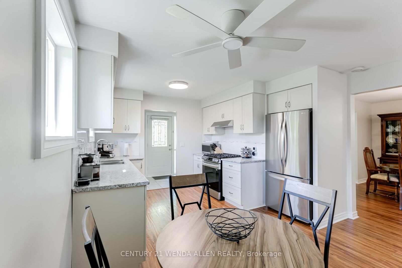 Property Photo: 14 Manvers Drive ON L0B 1K0