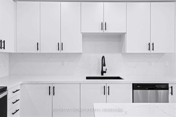 Property Photo: 1172 Peelar Crescent ON L0L 1W0