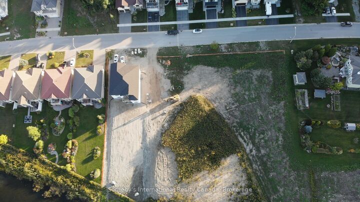 607 Taylor Drive — photo 1