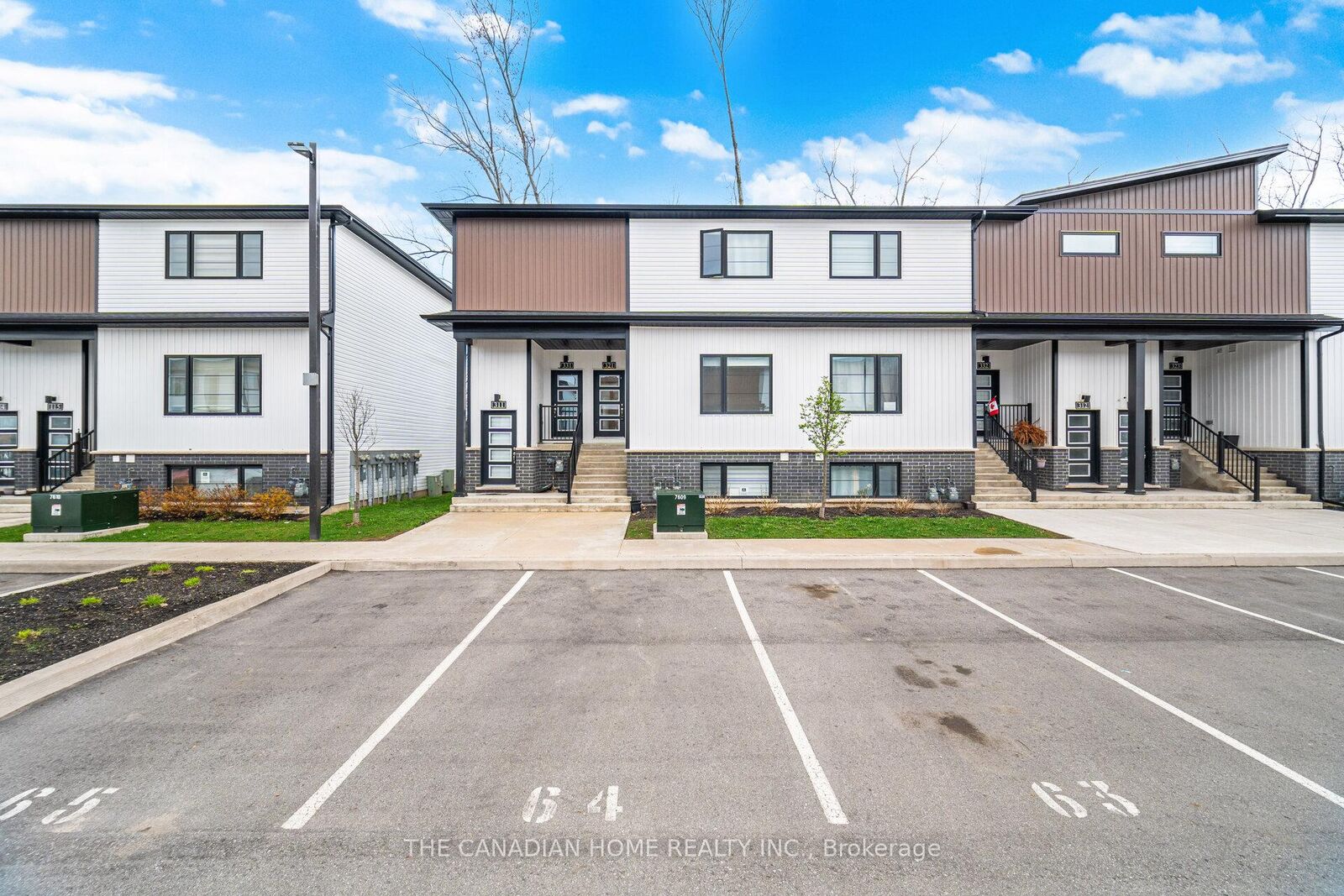 Property Photo: 4263 Fourth Avenue 321 ON L2E 0C2