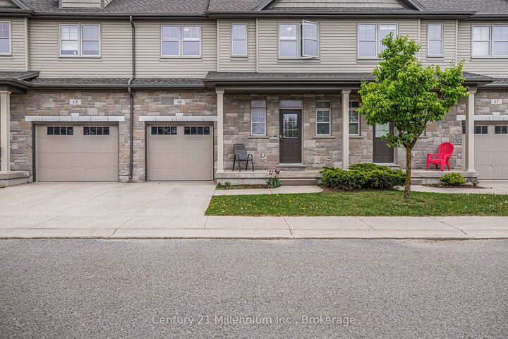 Property Photo:  935 Goderich Street Unit #16  ON N0H 2C3 