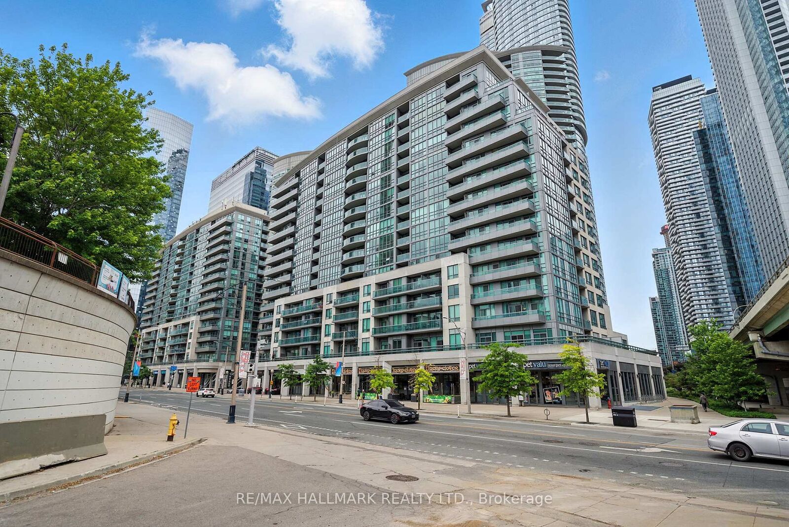 Property Photo:  25 Lower Simcoe Street 301  ON M5J 3A1 