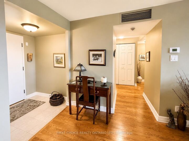 Property Photo:  1510 Riverside Drive 1406  ON K1G 4X5 
