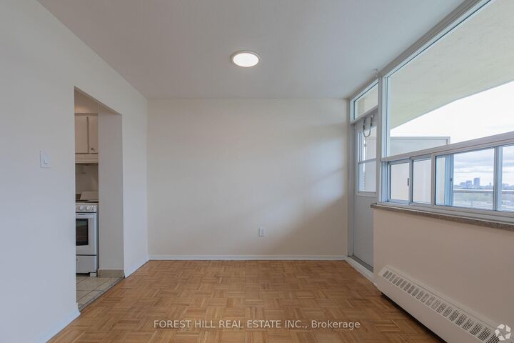 Property Photo:  1130 Wilson Avenue 508  ON M3A 2A5 