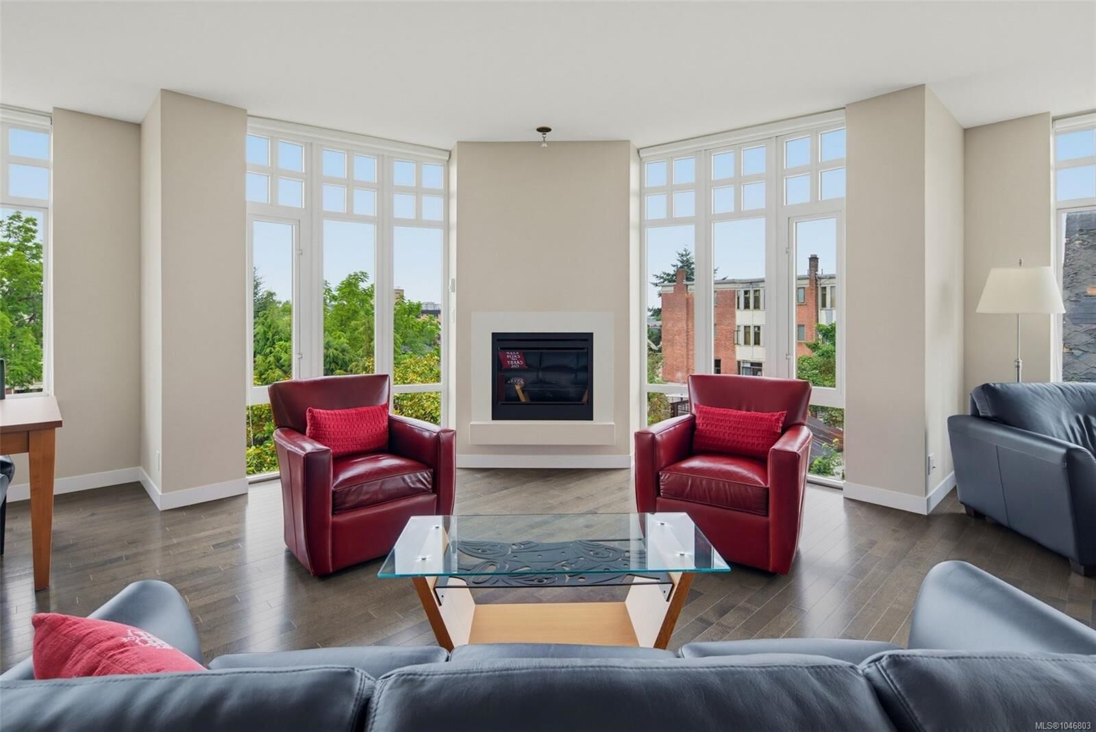 Property Photo: 999 Burdett Ave #402 BC V8V 3G7