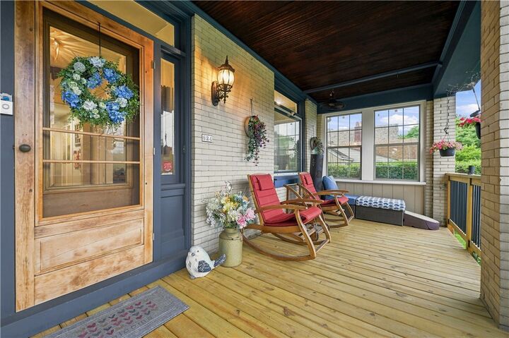 Property Photo: 824 Malvern Rd PA 15202