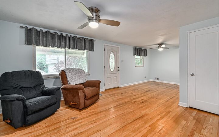 Property Photo: 1337 Hamilton Rd PA 15234