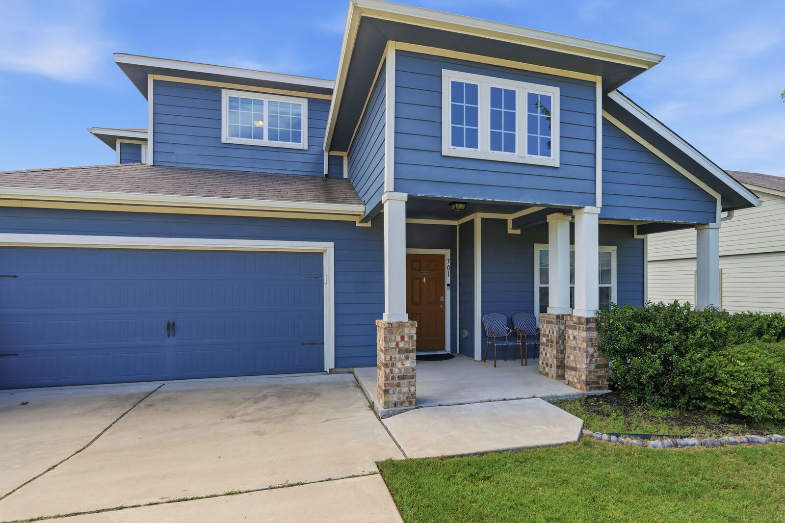 Property Photo: 701 Liard River Road TX 78634