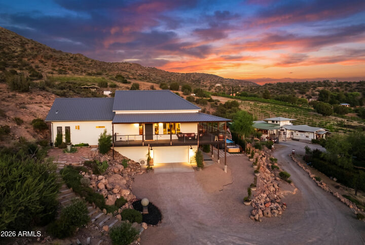 Property Photo:  1605 N Page Springs Road  AZ 86325 