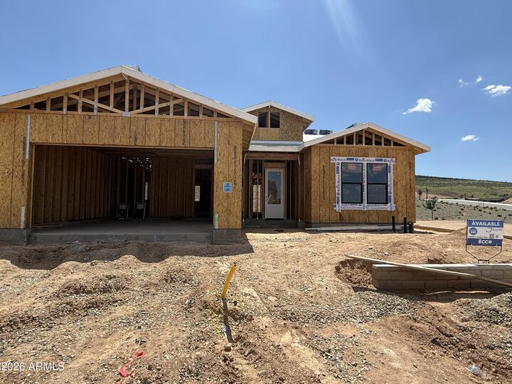 Property Photo: 5449 E Collins Way AZ 86314