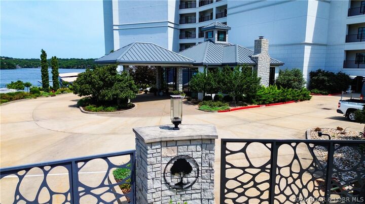 Property Photo:  166 Captiva Drive 2E  MO 65079 