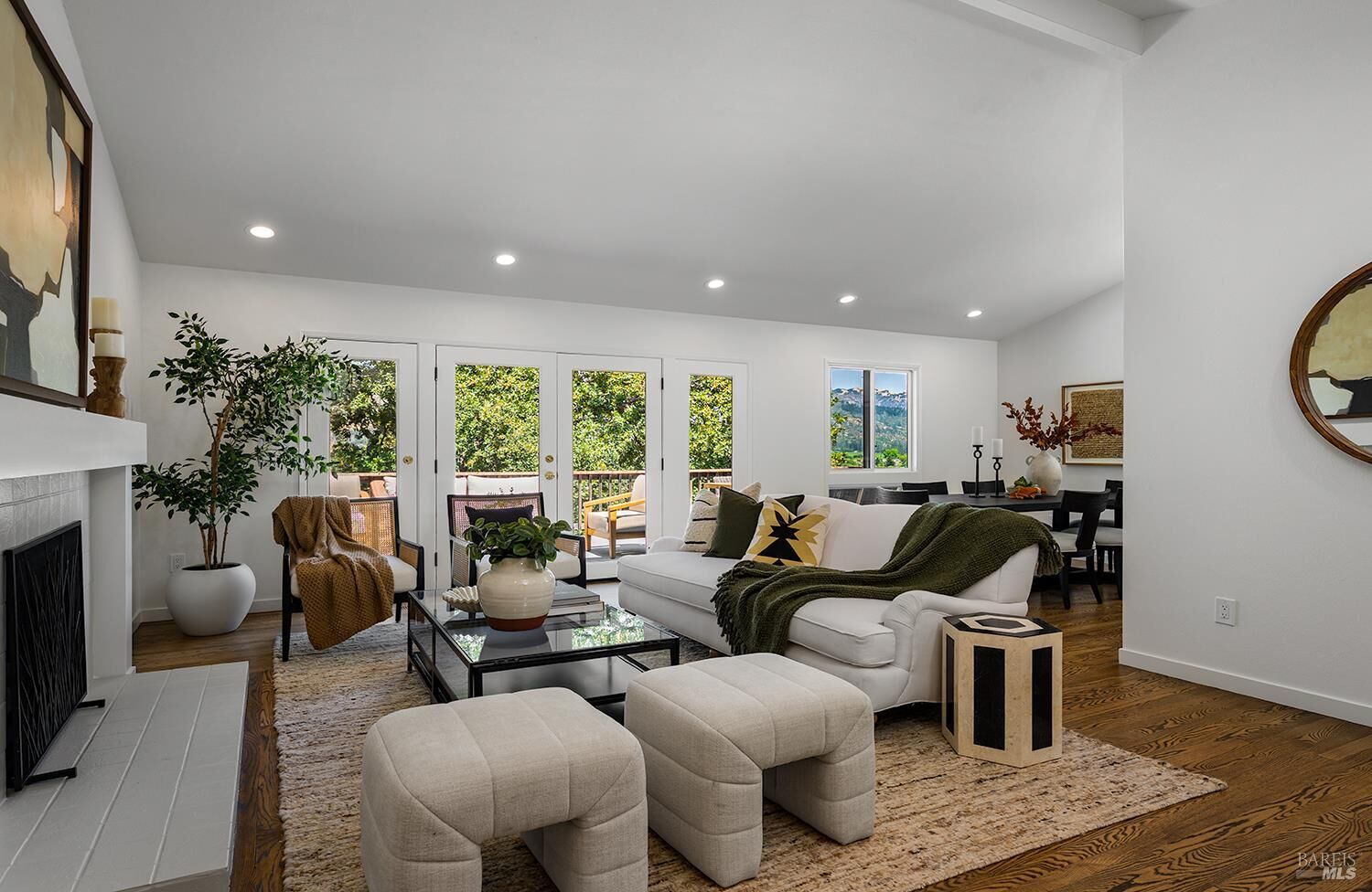 Property Photo: 431 Oak Mesa Drive CA 95409