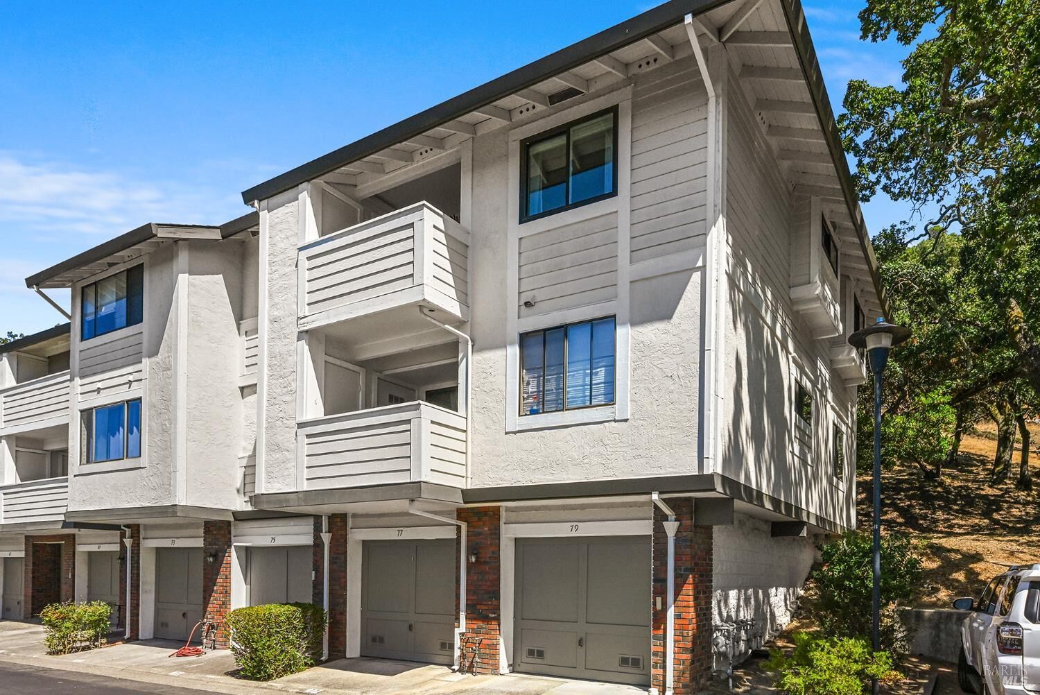 Property Photo: 79 Village Circle CA 94903