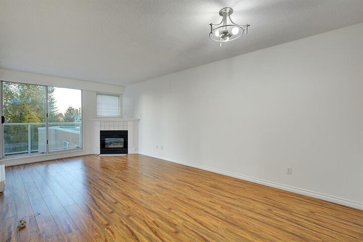 Property Photo: 9830 Whalley Boulevard 507 BC V3T 5S7