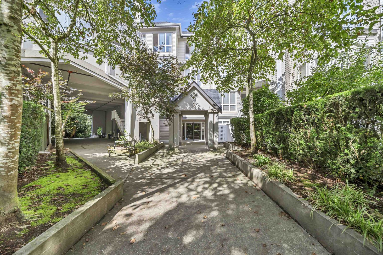 Property Photo: 9979 140 Street 430 BC V3T 5W2