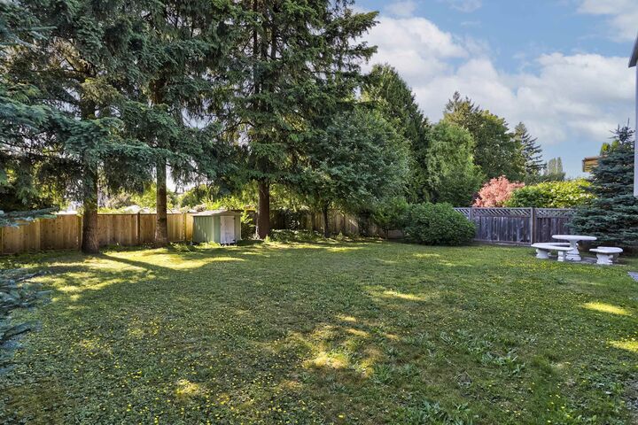Property Photo: 11663 Morris Street BC V2X 5C5