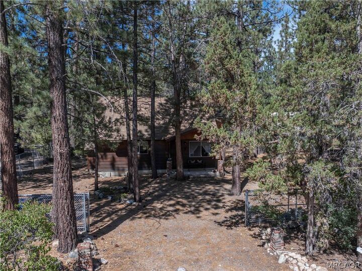 Property Photo:  630 S Pine Lane  CA 92386 
