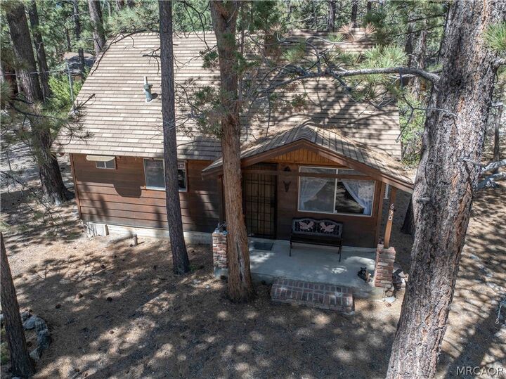 Property Photo: 630 S Pine Lane CA 92386