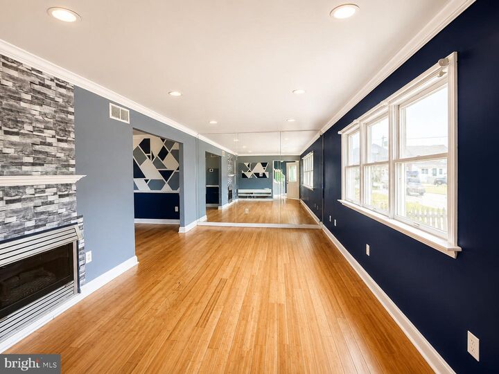 Property Photo: 2017 Chestnut Street PA 19043