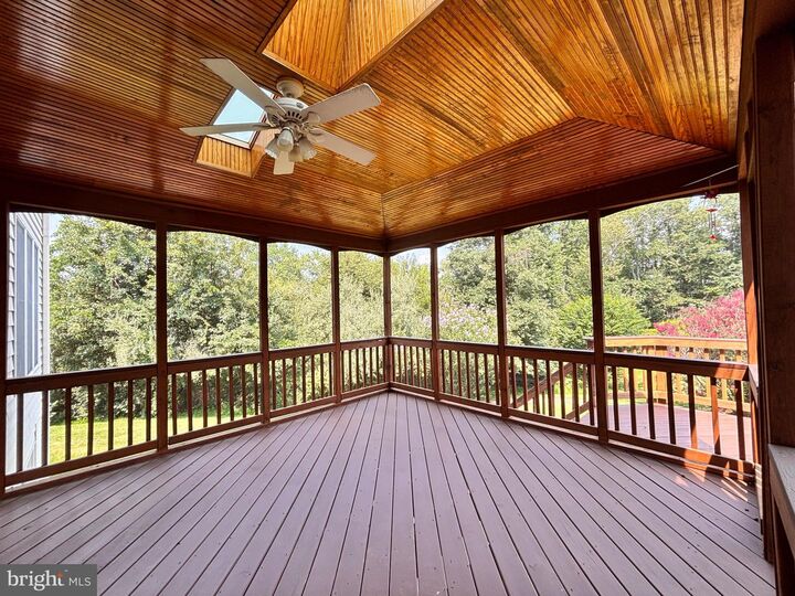Property Photo:  1789 Clovermeadow Drive  VA 22182 
