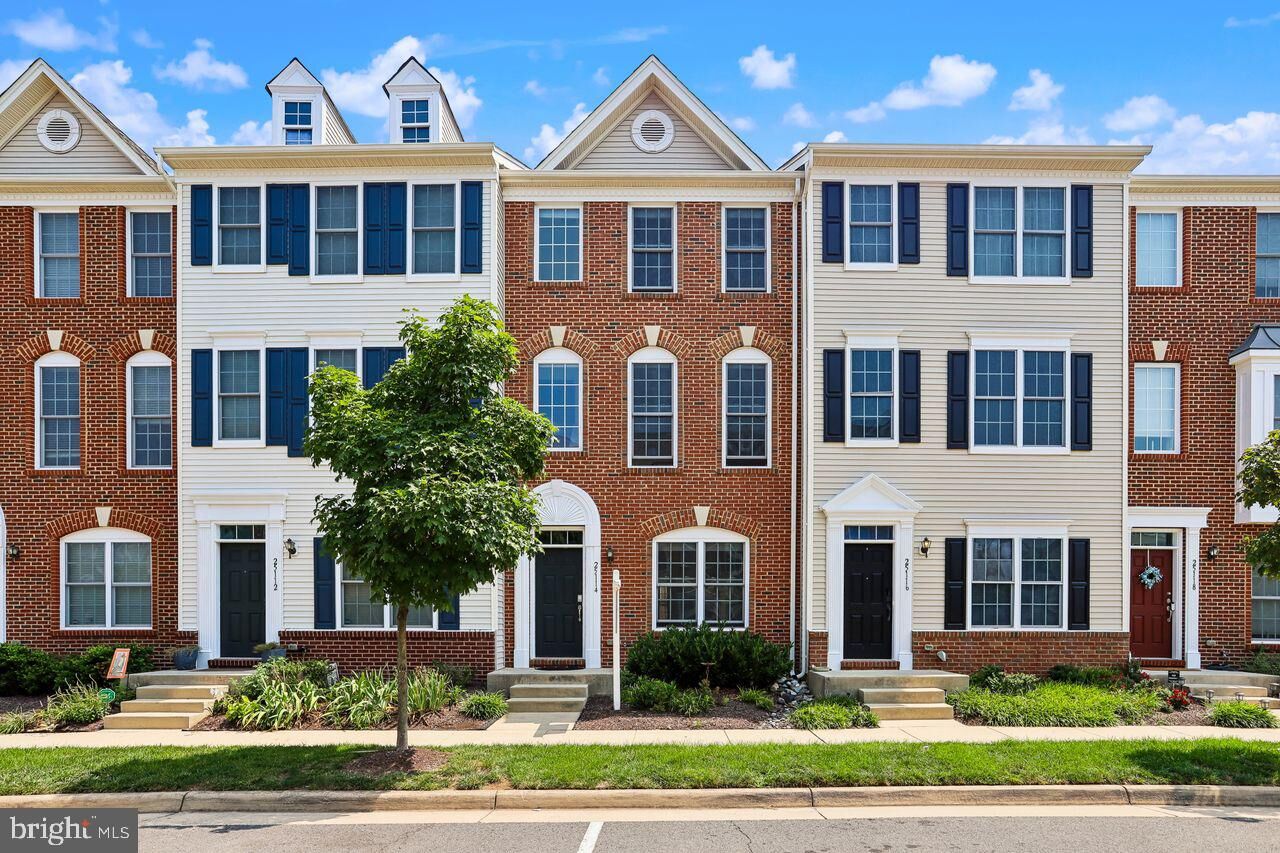 Property Photo:  25114 McBryde Terrace  VA 20152 