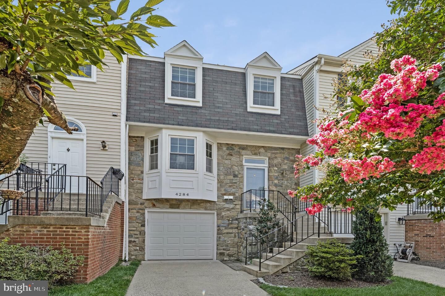 Property Photo: 4284 Sleepy Lake Drive VA 22033