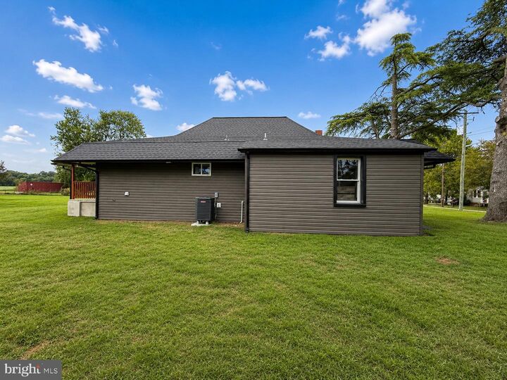 Property Photo:  421 W Sunset Avenue  MD 21639 