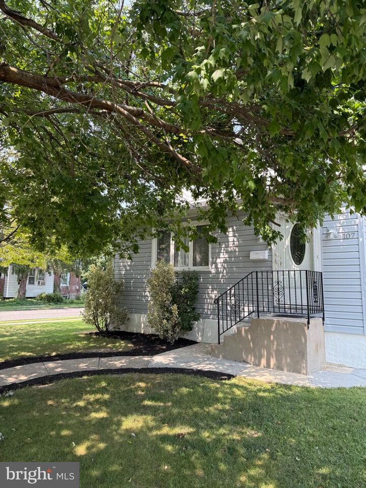 Property Photo: 107 Urban Avenue PA 19074