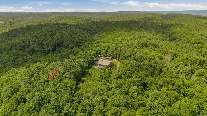 Property Photo:  1352 Endless Road  AR 72639 