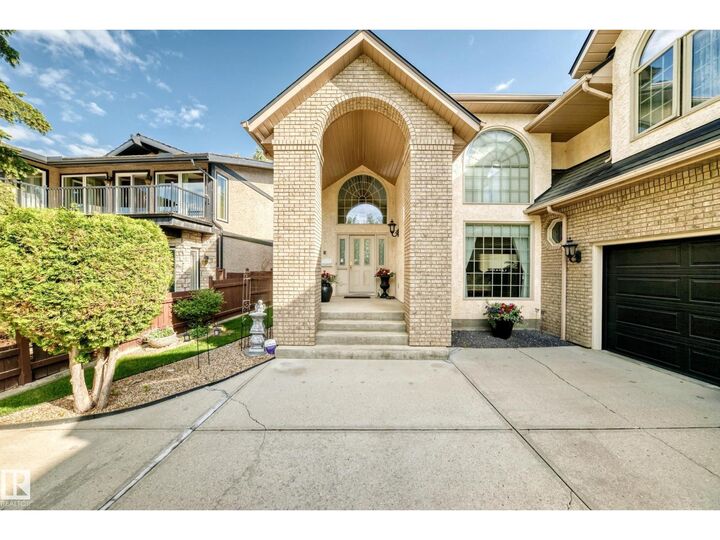 Property Photo: 17416 53 Av NW AB T6M 1C4