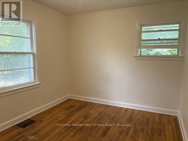 Property Photo: 92 Lotta Avenue ON K2G 2B7
