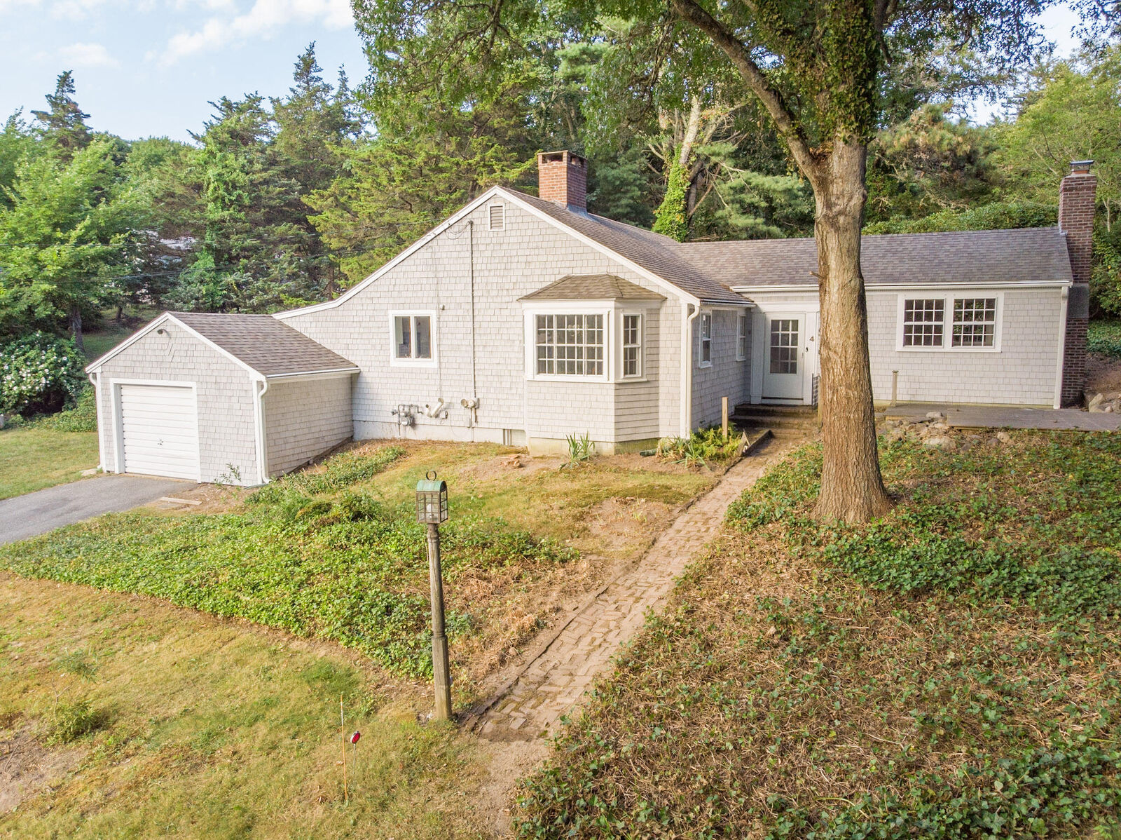 Property Photo:  4 High Tide Lane  MA 02653 