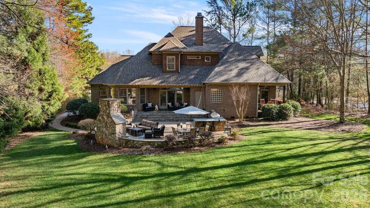Property Photo:  2379 Metcalf Drive  NC 28673 
