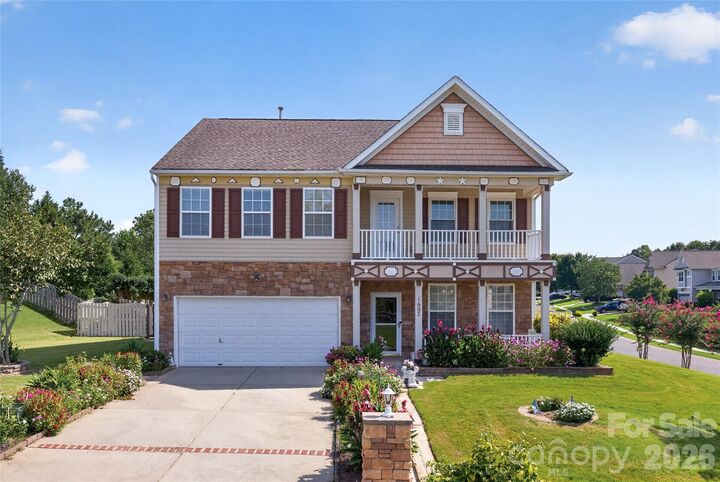 Property Photo: 1607 Hoosac Drive NC 28173