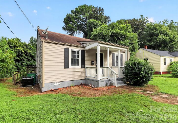 Property Photo: 2341 Arden Street NC 28206