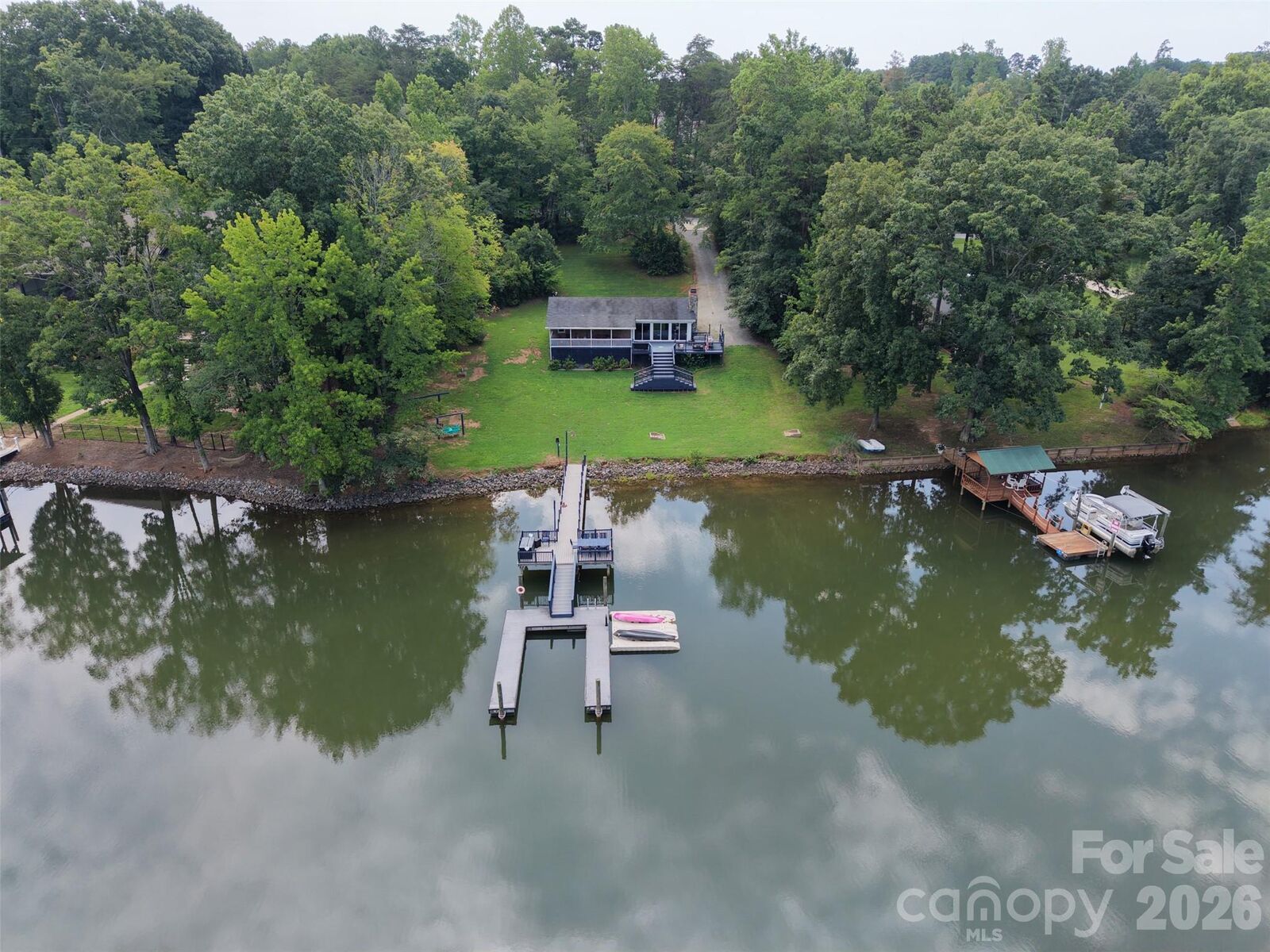 Property Photo: 4009 Cindy Lane NC 28037