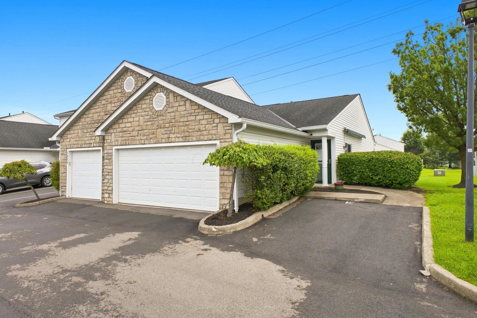 Property Photo:  1932 Ironton Drive  OH 43228 