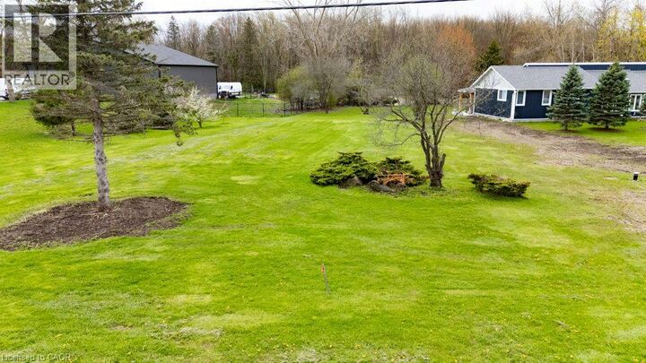 Property Photo:  121 Dodge Drive  ON N2P 2N2 