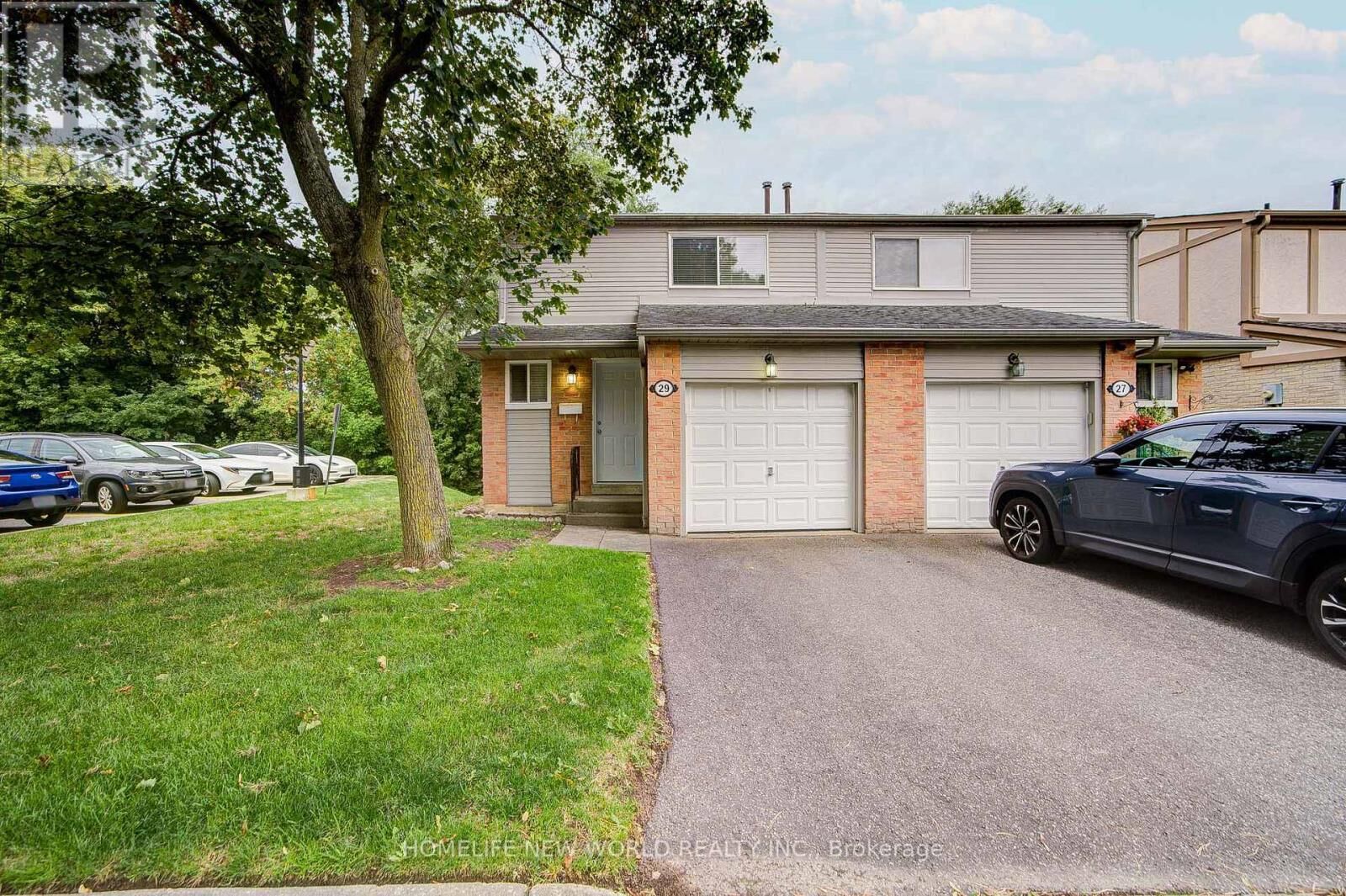 Property Photo: 29 New Havens Way ON L3T 5G1
