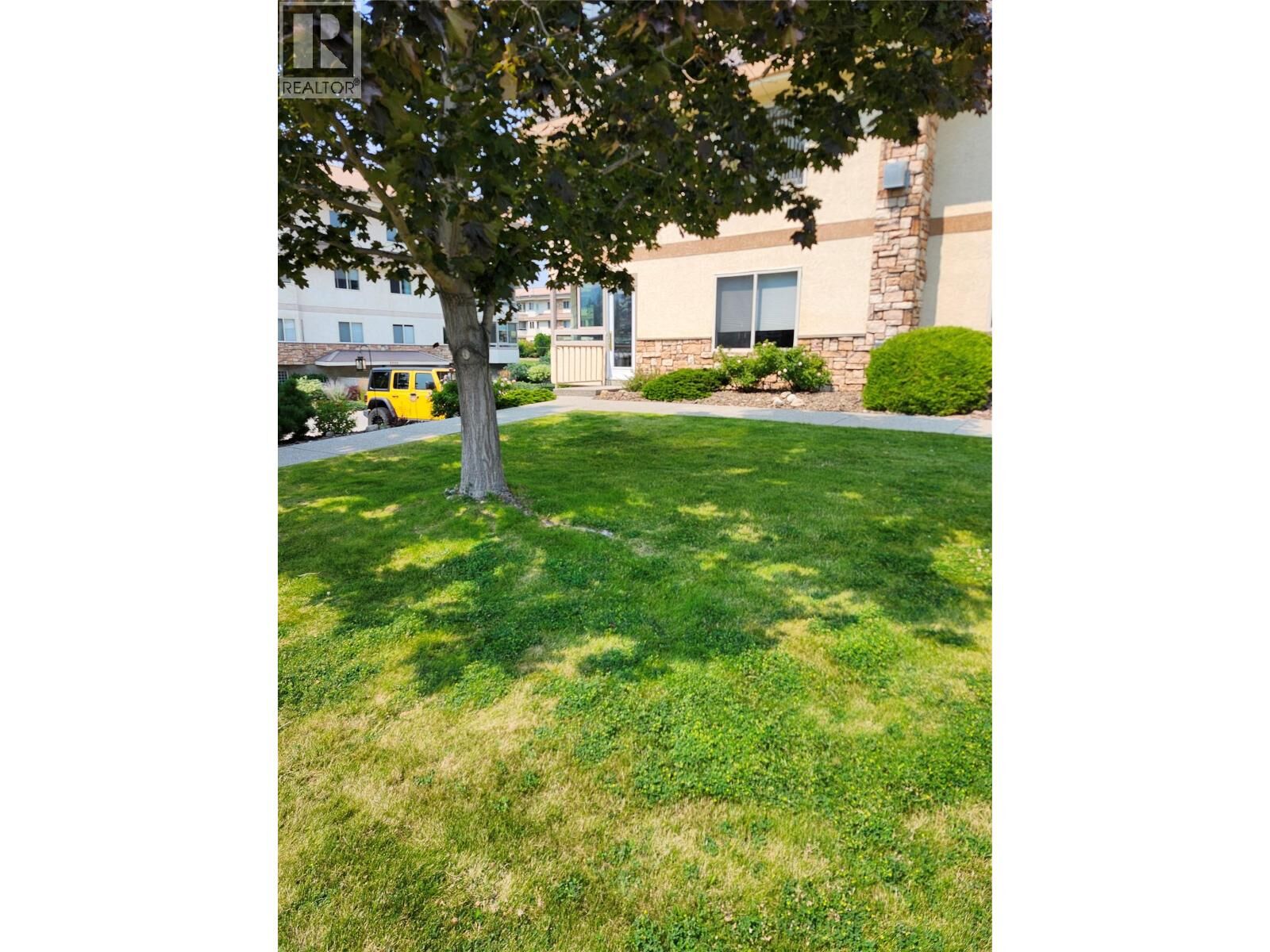 Property Photo: 8416 Jubilee Road East 106 BC V0H 1Z5