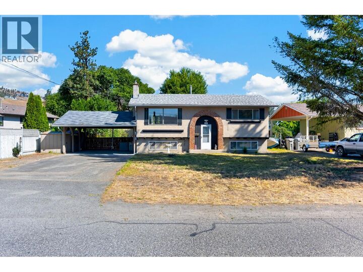 686 Sicamore Drive — photo 1