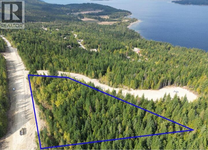 Property Photo:  5193 Ivy Road  BC V0E 1T0 